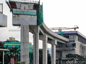 Video: Uji Coba LRT Rute Velodrome-Pasar Pramuka