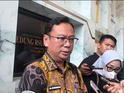 Video: RSUD Bekasi Rujuk 2 Pasien ICU Korban Kecelakaan Kereta ke RS Tipe A