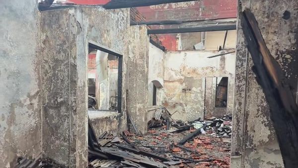 Potret Rumah Anisa Rahma yang Terbakar, kecuali Kamar Berisi 3.500 Al-Quran