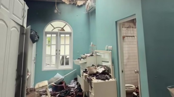 Rumah Anisa Rahma dan Anandito Dwis kebakaran.