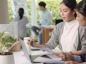 Asah Kemampuan Komunikasi Lewat Public Training KAI
