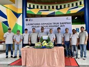 Pasar Jaya Tambah 5 Truk Baru untuk Atasi Sampah Pasar Induk Kramat Jati