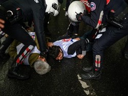 Polisi Turki Tembakkan Gas Air Mata dan Tangkap Puluhan Orang di Hari Buruh