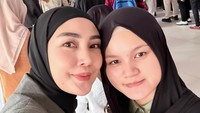 Arie Untung dan Fenita Nangis di Pesawat Dapat Kabar Kayla Lulus Masuk UI