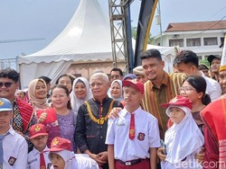 Hardiknas 2026, Gubsu Bobby Minta Disdik Sumut Naikkan Gaji Guru PPPK PW-GTT