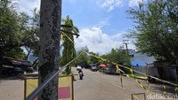 Kabel PJU Putus Disambar Truk di Sukabumi, Mobil Rusak-Warga Luka