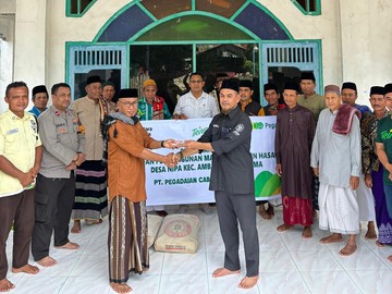 Peringati Hari Buruh, Pegadaian Salurkan Bantuan untuk Masjid di Ambalawi