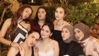 Pesona Syifa Hadju di Acara Welcome Dinner Bali, Pakai Dress Rp 11,5 Juta