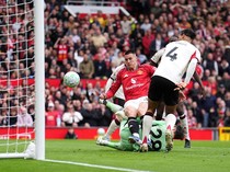Jangan Nunggu Disentil Dulu Dong, Liverpool