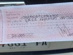 Wisatawan Sambat Kena Getok Parkir Kayutangan Malang Rp 25 Ribu
