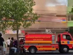 Indomaret di Jempong Mataram Kebakaran, Isi Toko Hangus Terbakar