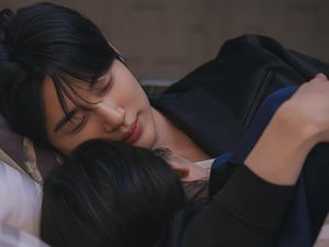 Momen Malam Pertama IU-Byeon Woo Seok di Perfect Crown
