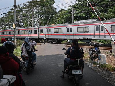 Perlintasan Sebidang Akan Ditertibkan Demi Keselamatan