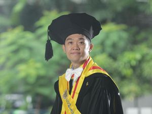 Lulus S3 di UGM Cuma 2 Tahun! Stanley Bocorkan Rahasia Selesaikan Studi Doktoralnya