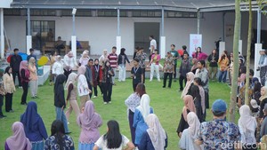 Hidupkan Permainan Tradisional di Pos Bloc Surabaya