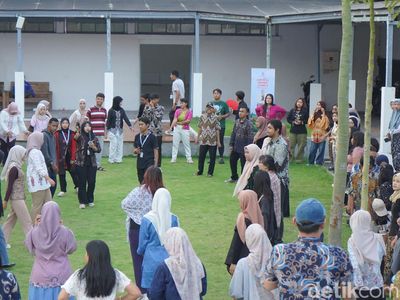 Hidupkan Permainan Tradisional di Pos Bloc Surabaya
