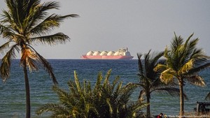Blokade Hormuz, Berapa Lama Iran Bisa Bertahan?