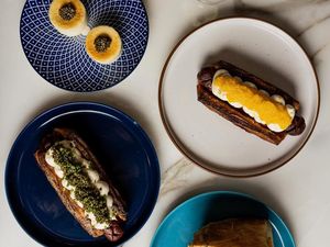 Tak Masuk Akal? Hot Dog Rp2,4 Juta Bikin Heboh Fans F1