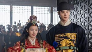 7 Momen IU-Byeon Woo Seok Menikah dan Bulan Madu, Romantis Bikin Salting