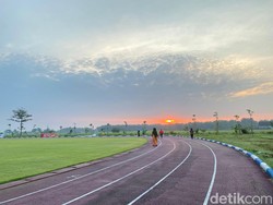 Gelora Bung Sumardji Jadi Spot Jogging Favorit Warga Nganjuk