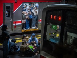 Ujian Kesabaran di KRL Green Line dari Tahun ke Tahun