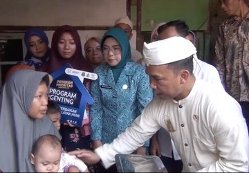 Wihaji Kunjungi Baduy Luar-Dalam: Tinjau KB, Imunisasi-Perluas MBG 3B
