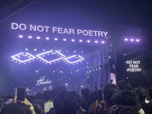 Ketika Perunggu Sampai Hindia Kasih Paham Soal Kehidupan