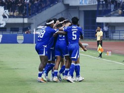Persib Hanya Butuh 1 Poin Lagi untuk Raih Hattrick Juara