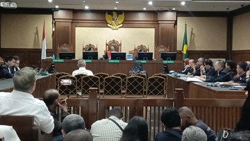 Hakim Larang Sidang Vonis Kasus Korupsi LNG Disiarkan Live