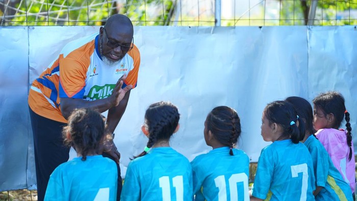 Soccer Challenge Banjarmasin Seri 2 2025 - 2026 sudah rampung. Jacksen F Tiago menilai bahwa ajang sepakbola putri di sana butuh konsistensi.