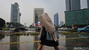 Waspada! Awal Mei Jakarta Dihantam Cuaca Ekstrem