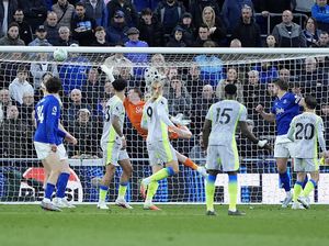 Everton Vs Man City: Doku Bawa The Citizens Unggul di Babak I