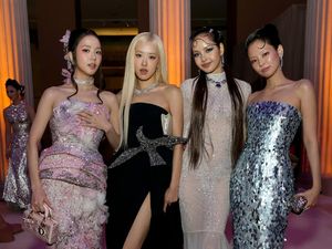 BLACKPINK Reuni di Met Gala 2026, Intip Gaya Ikonik Lisa, Rose, Jennie & Jisoo