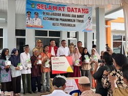 AZKO Salurkan 1.000 Lampu LED ke 250 Rumah Warga di Prabumulih