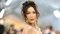 Eileen Gu Viral di Met Gala, Gaun 15.000 Gelembungnya Pakai Teknologi Ini