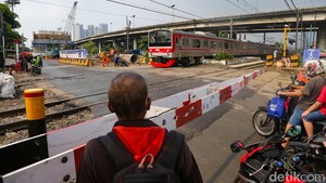 Flyover Latumenten Segera Tuntas, Solusi Atasi Macet dan Perlintasan KA
