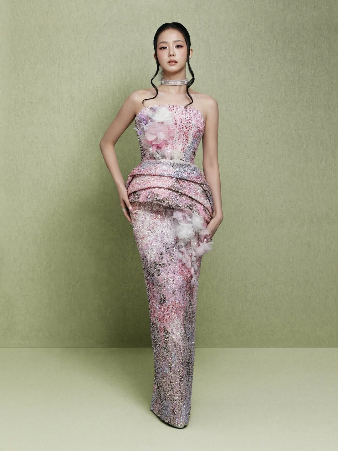 Jisoo di Met Gala