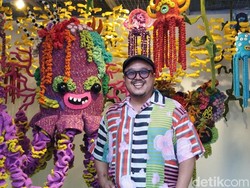 Gurita Raksasa The Mogus Merayap di Art Jakarta Gardens