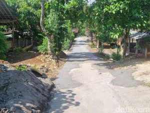 Hukuman Mahal buat Sejoli Selingkuh di Gunungkidul: Bangun Jalan 200 Meter