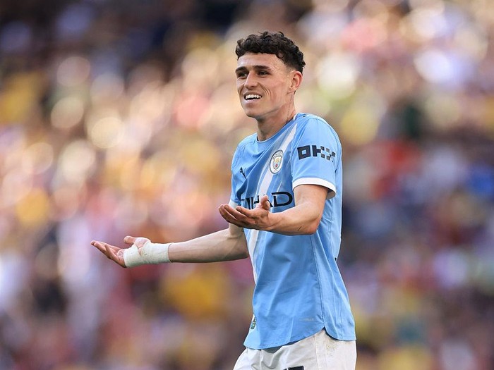 LONDON, ENGLAND - APRIL 25: Phil Foden of Manchester City during the Emirates FA Cup Semi Final match between Manchester City and Southampton on April 25, 2026 in London, England. (Photo by Marc Atkins/Getty Images)