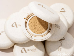 Review Cushion Avoskin, Hybrid Makeup dengan Niacinamide & Hyaluronic Acid