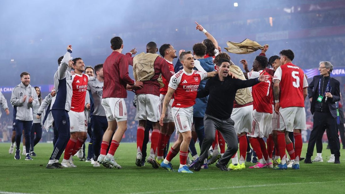 Perayaan skuad Arsenal usai mengalahkan Atletico Madrid. (Foto: Getty Images/Catherine Ivill - AMA)