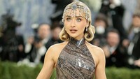Beauty Look Met Gala 2026: 10 Seleb dengan Makeup Paling Dramatis