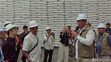 Bos Bulog Jelaskan Kondisi Stok Beras RI ke Mahasiswa