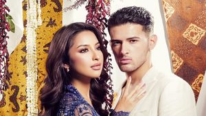 Prewedding Jennifer Coppen-Justin Hubner, Perpaduan Unik Batik & Look Modern