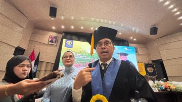 Stafsusnya Dikukuhkan Jadi Guru Besar UI, Pramono Minta Bantu Persoalan Jakarta