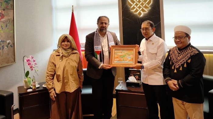 Fadli Zon Kirim Sinyal Kuat Dukungan Kemerdekaan Palestina Usai Bertemu Delegasi di Kemenbud