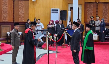 Syaifuddin Zuhri Resmi Menjabat Ketua DPRD Kota Surabaya