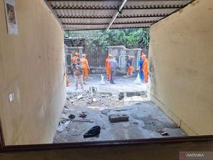 Siswa Kelas 6 SDN 08 Tebet Barat Tetap Ulangan di Kelas Usai Tembok Toboh