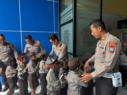 Satlantas Polresta Sidoarjo Ajak Anak TK Belajar Lalu Lintas Sambil Main